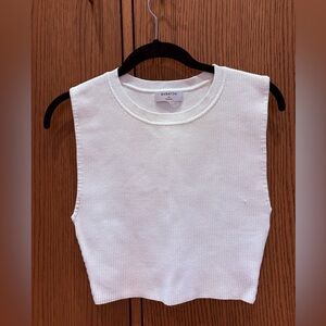 Aritzia Babaton Sculpt Knit Ribbed Cropped Tank Top in white
